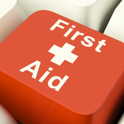 Putting Together Your Own First Aid Kit 