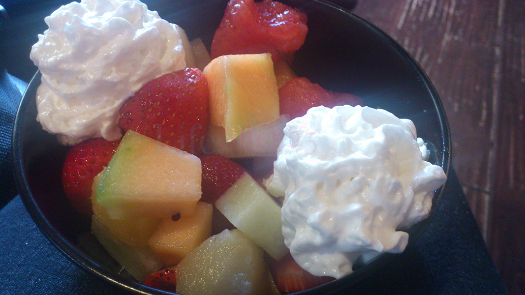 Fruit-Salad-from-Cafe-Nineteen