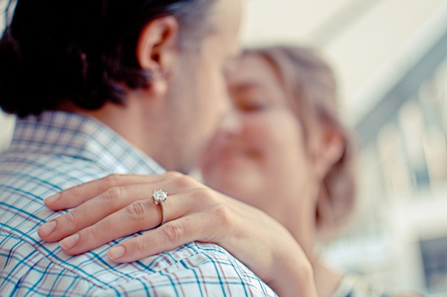 3 Little Things You Can Do to Connect with the Hubby