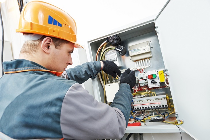 Hire a Professional Electrician for an Efficient Electrical Solution