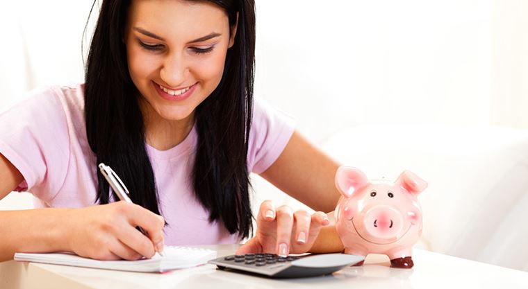 4 New Ideas to Help the Everyday Girl Be More Financially-Savvy