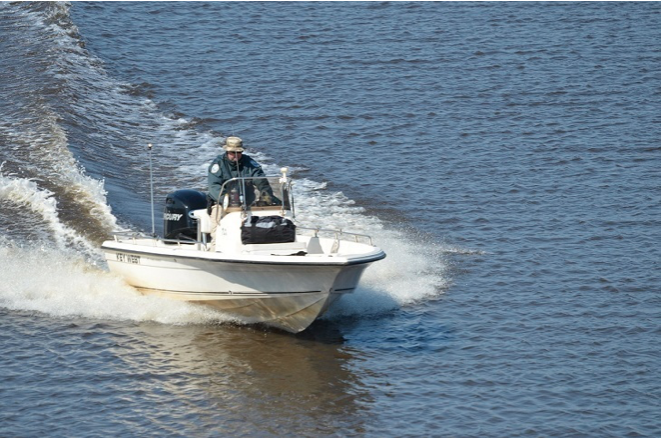 Benefits of Opting For Used Boat Motors for Sale
