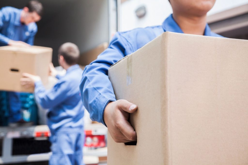 9 Top Tips for Moving and Packing