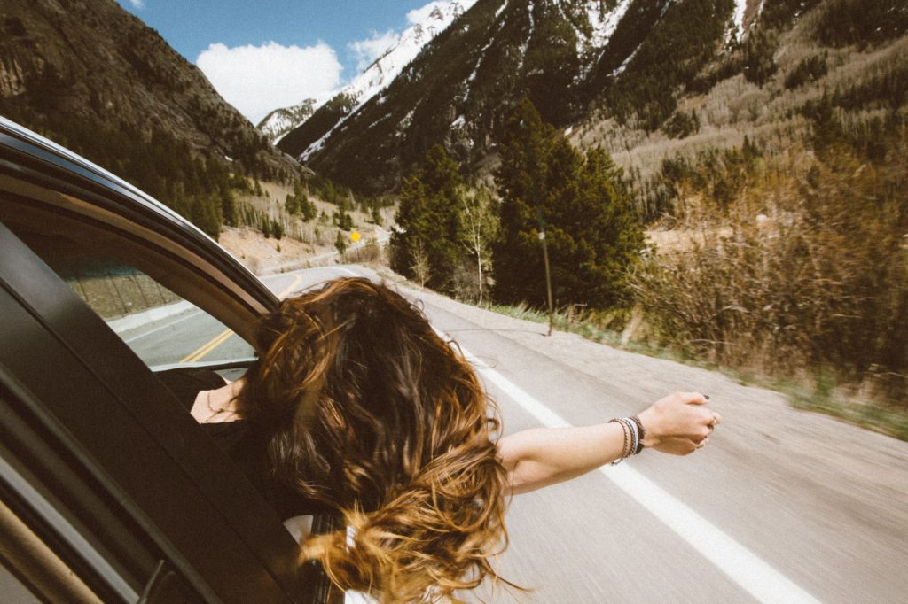 Life On The Road: 3 Emergency Essentials For Your Summer Road Trips