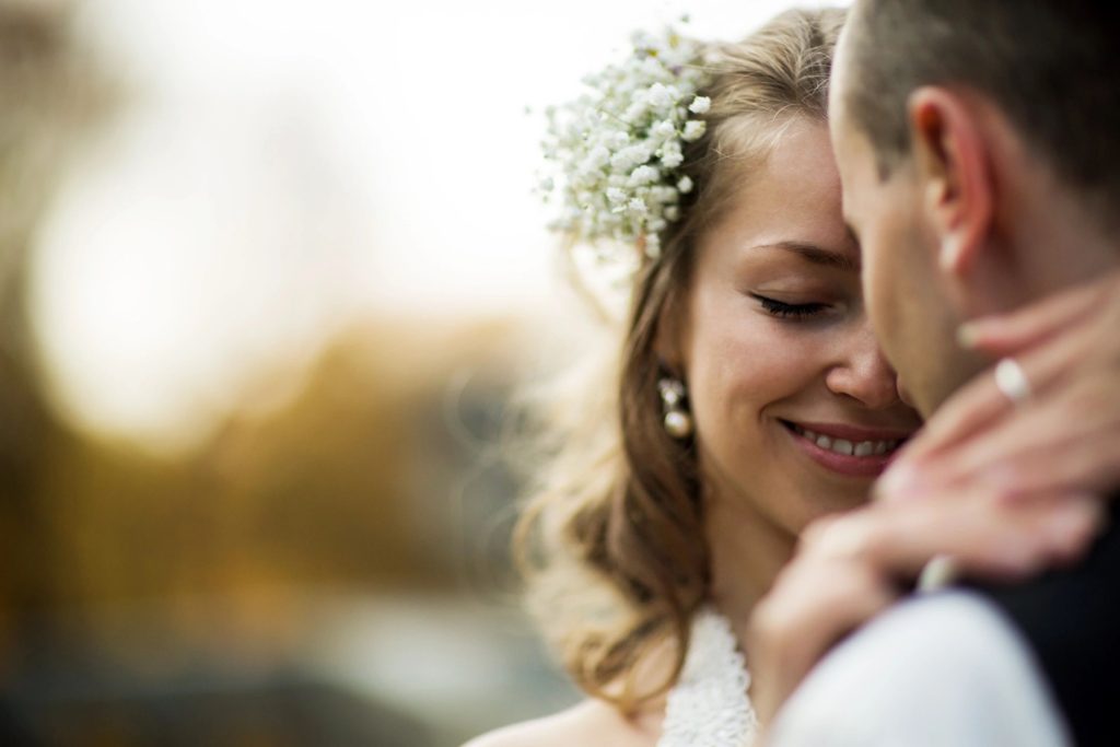 5 Tips That Will Lower the Cost of Your Wedding Video