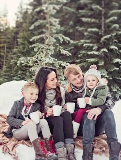 Make Some Precious Family Photos This Holiday Season