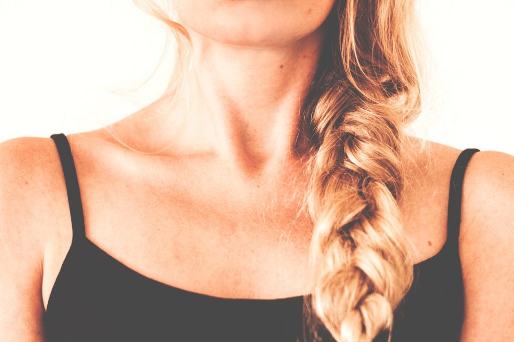 10 Simple Styles for Unmanageable Hair