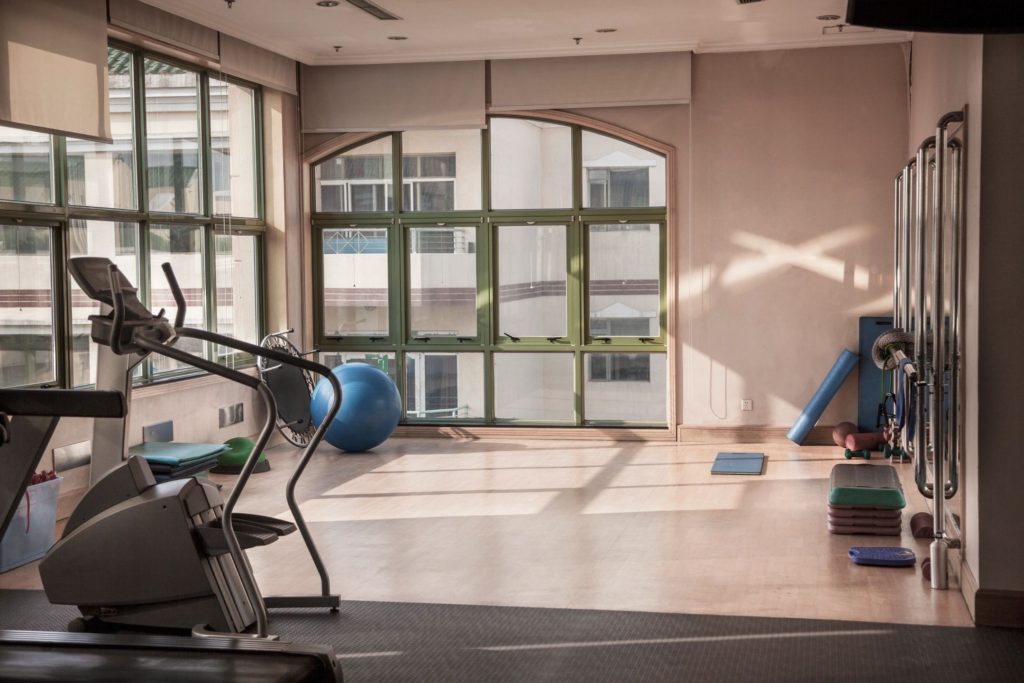How to build a gym at home with right equipment