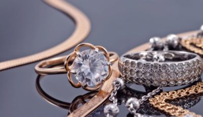 Top 5 reasons why you should consider buying gold jewelry